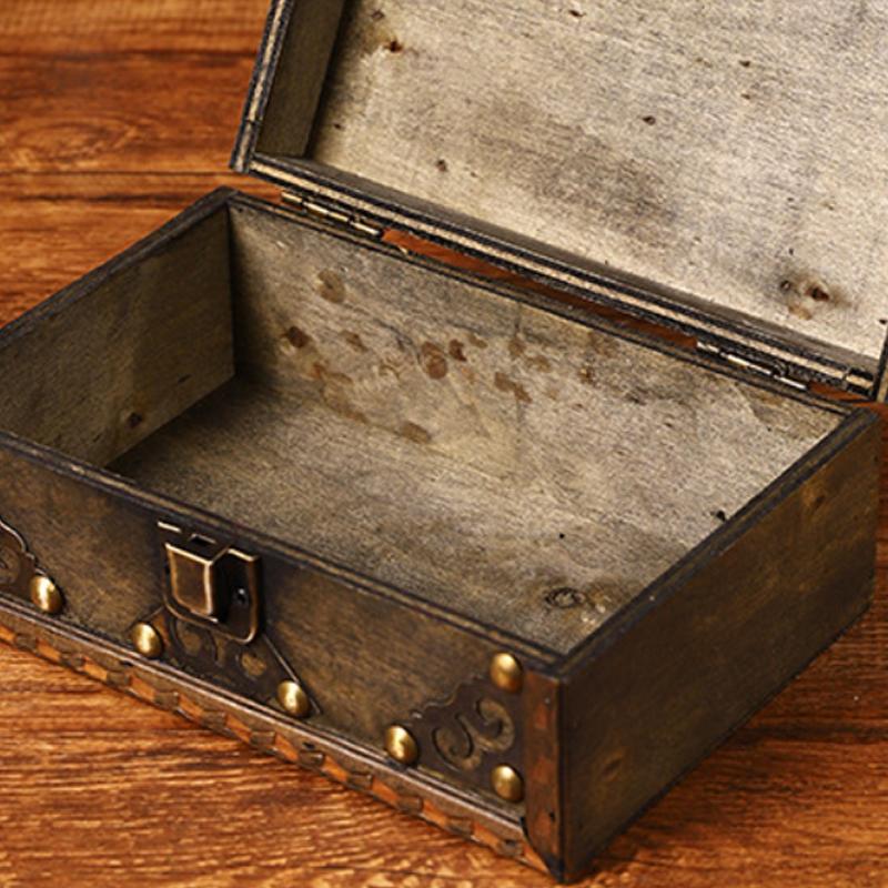 Retro Wooden Treasure Chest Vintage Lock Home Trinket Jewelry Storage Box For Photography Props Halloween Xma Party Decoration