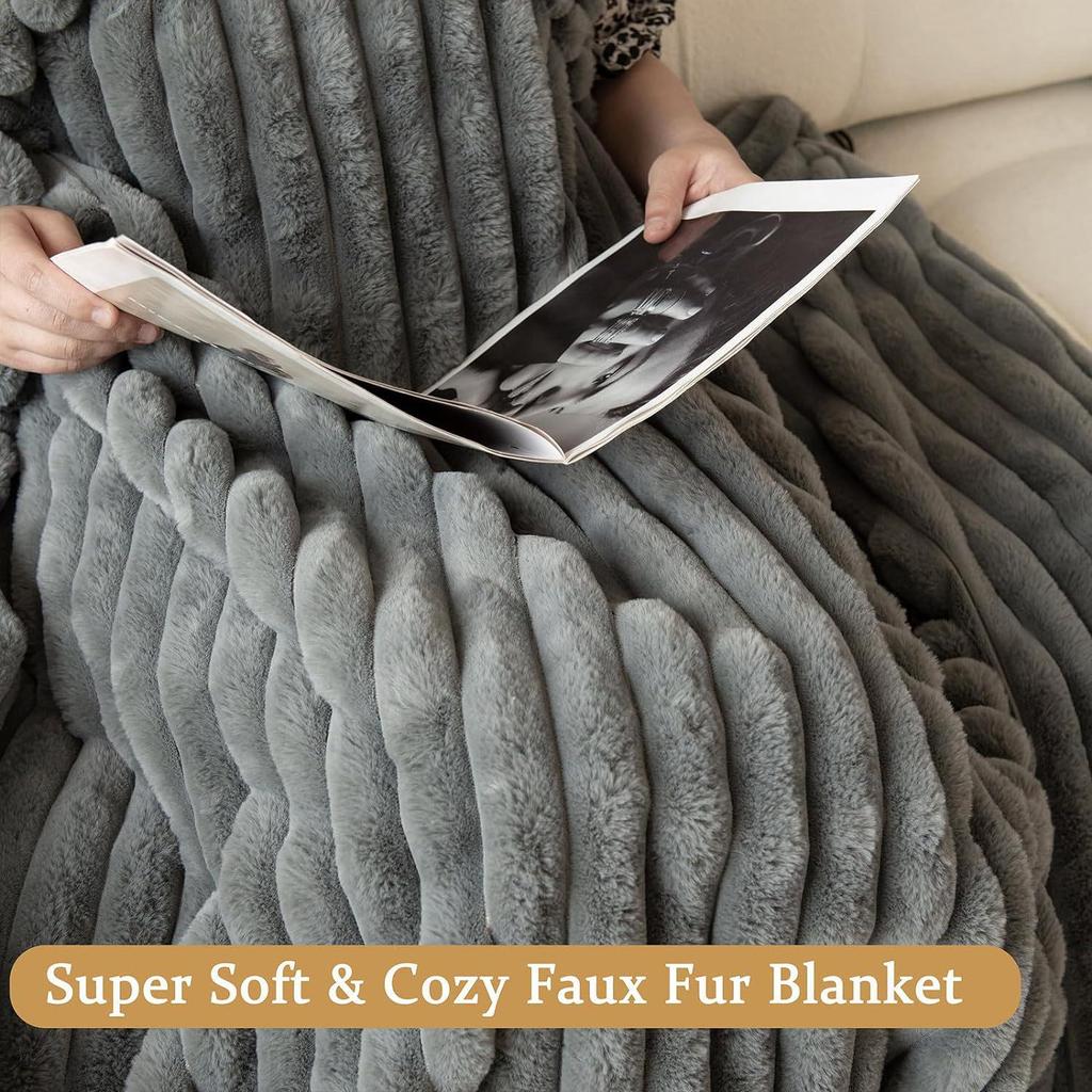 Double-Layer Super Soft Imitation Rabbit Fur Sofa Blanket