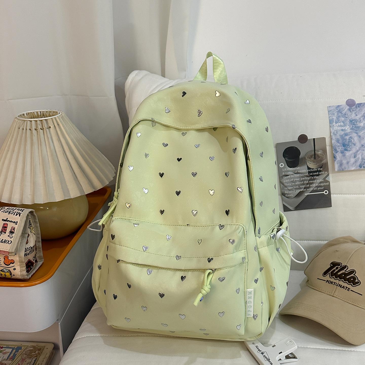 Милый рюкзак с узором в виде сердечек, с передним карманом и боковыми карманами на шнурке