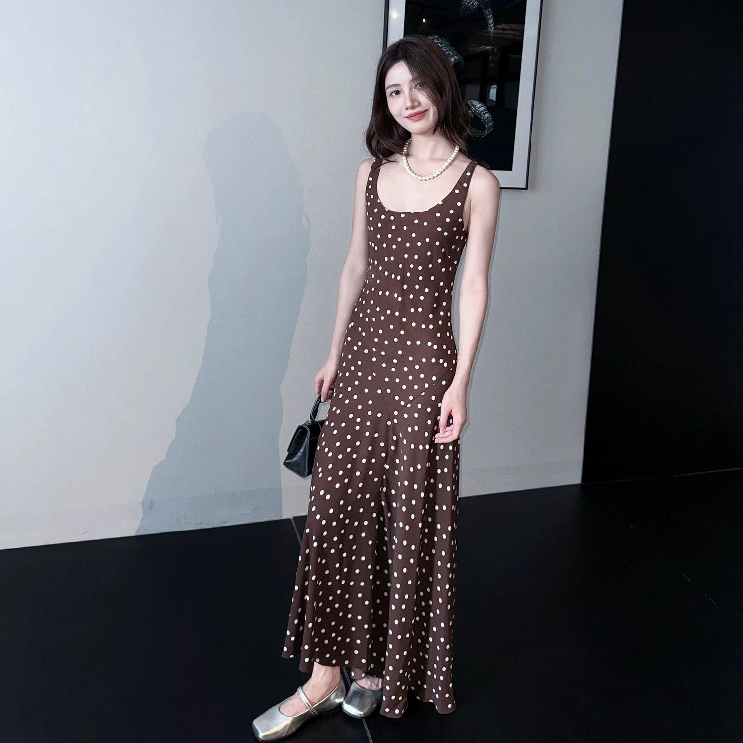 Temperament U-neck sleeveless sexy suspender dress
