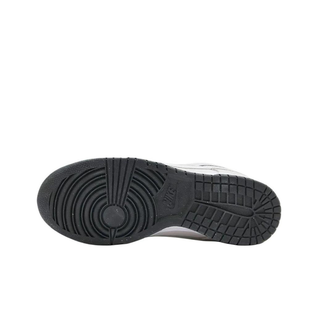 Nike Dunk Slip Resistant Abrasion Resistant Low Top Skateboard Shoes Unisex Light Gray HV1800-101(Team-)-Random Packaging Bags
