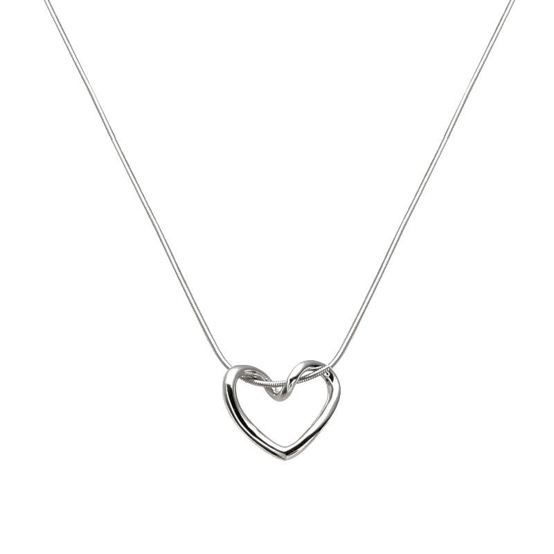 Hollow Love Necklace Japanese and Korean Version Simple Design Pendant Versatile Clavicle Chain Fashion Versatile Necklace