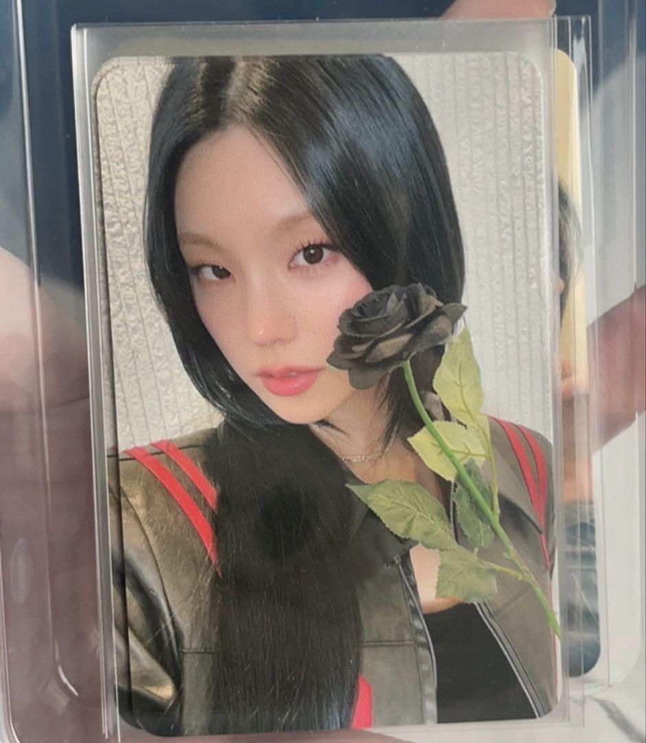 

[USED] ITZY Air Makestar Lakidro Limited Trading Card B 1