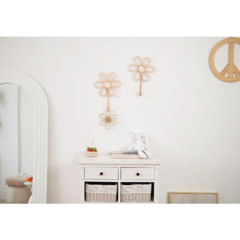 Country Style Flower Rattan Wall Hooks - Handmade Natural Hangers Decorative Home Accessories for Rustic Household Wall Storage