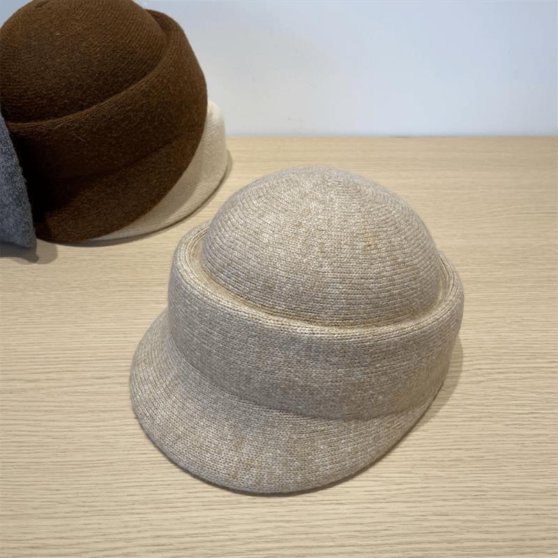 Spring and Autumn New Retro Equestrian Hat Women's Autumn and Winter Versatile Height Increasing Cranium Top Short Brim Peaked Hat Tide Ins