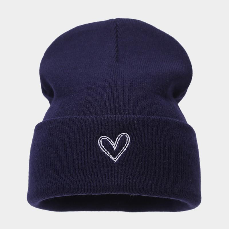 Thickened Heart Design Knit Hat For Men And Women Winter Wear