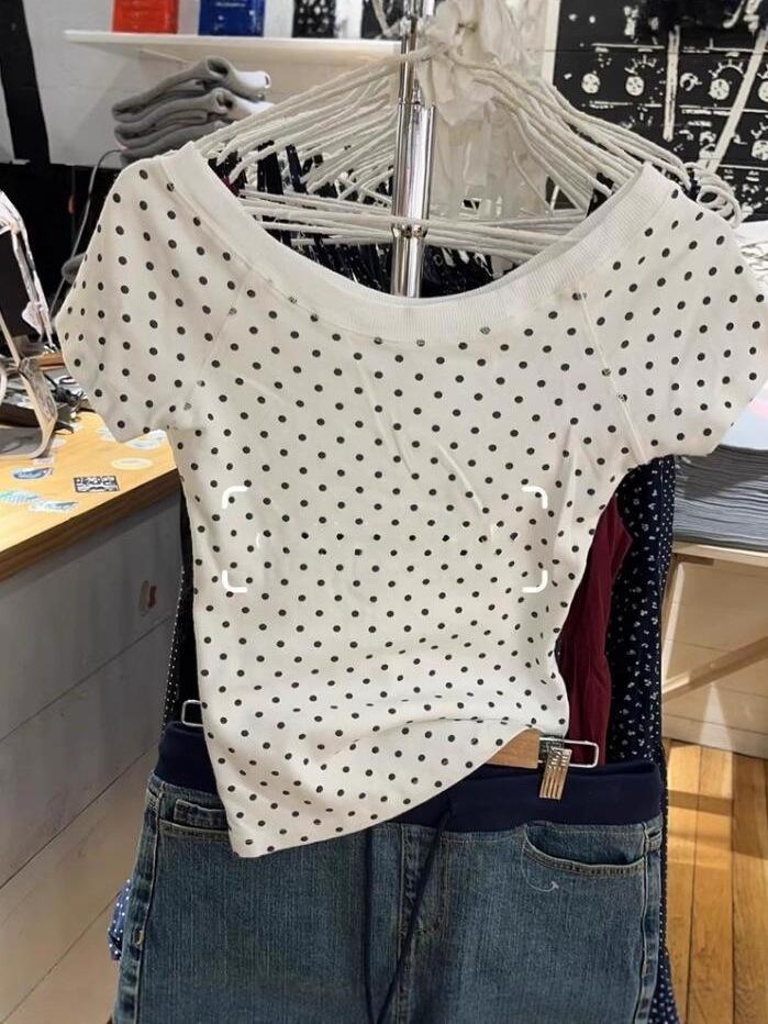 BM American Polka Dot Slim Fit Short Sleeve Round Neck T-shirt