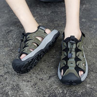 Fashion Fashion Outdoor Soft Sole Men Antiskid Beach Sandals High Quality Handmade Summer Leather Sandals Men Breathable Hollow Out Shoe