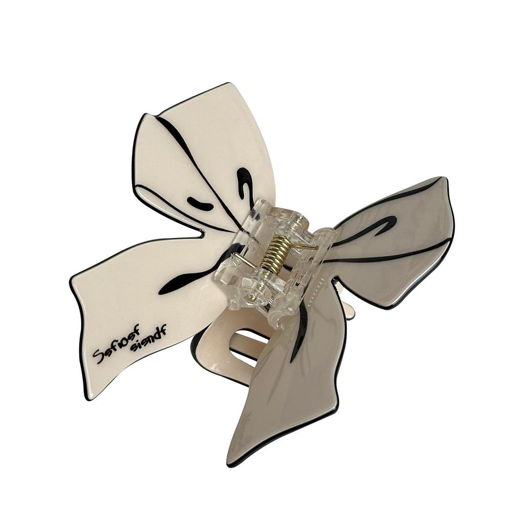 Fashionable White And Black Acrylic Butterfly Hair Grab Clip For Everyday Use