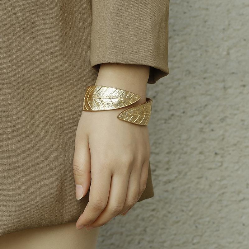 Bracelet Leaf Natural Wind Bracelet Exaggerated Opening High End European and American