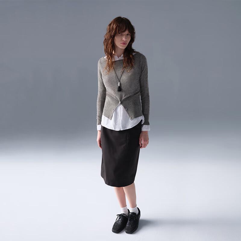 GREEN BELT Women's Merino Wool Blend Round Neck Knit Top