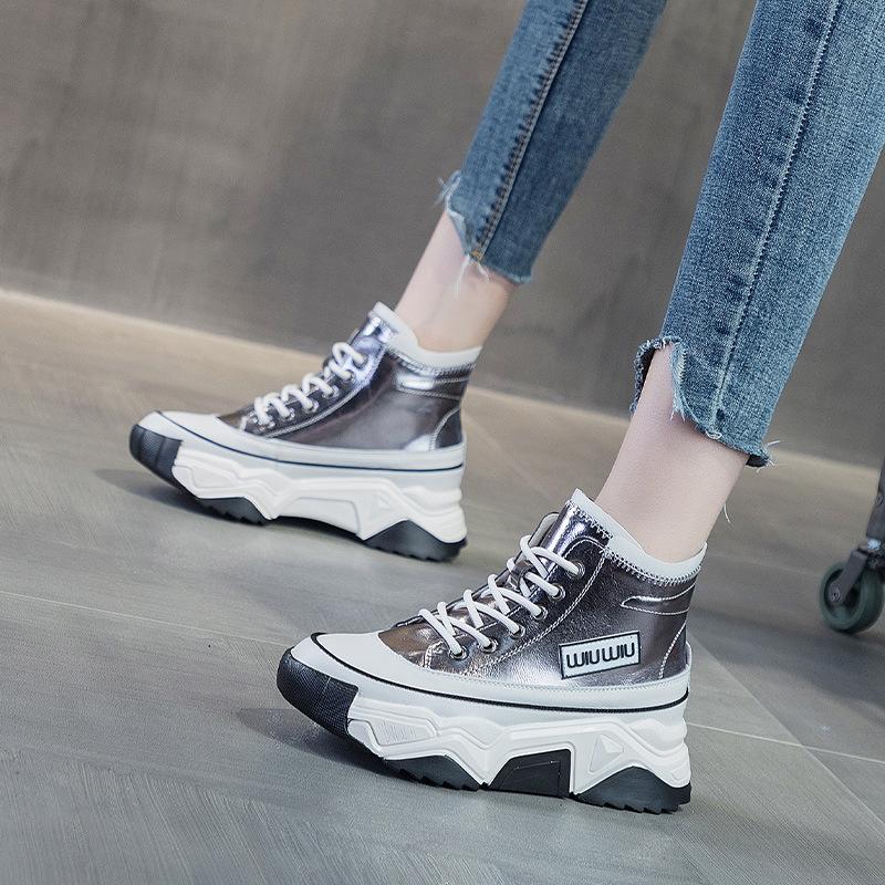 High-top Women's New Leisure Sports Gaobang Women's Shoes Winter Velvet Thick-soled Muffin Women's Shoes