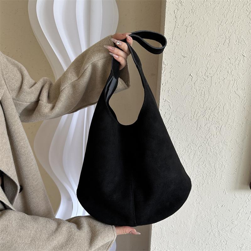Fashionable Large Capacity Tote Bag For Women Street Style Trend Winter New Underarm Shoulder Bag