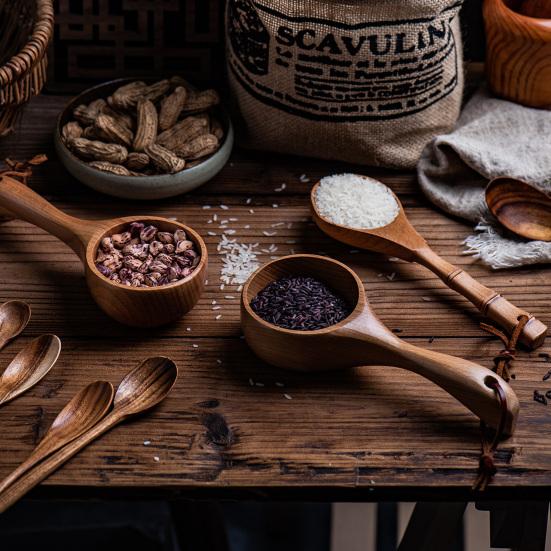 Träslev i japansk stil med långt handtag Trä Slät textur Skopa Slev för hotell