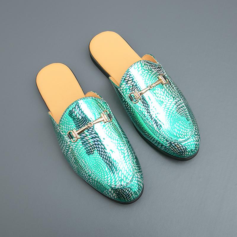 Fashion Official Website Hot Selling Men's Loafers Versatile Flat Business Shoes for Commuting Soft Soled High-end Men's Dress Shoes