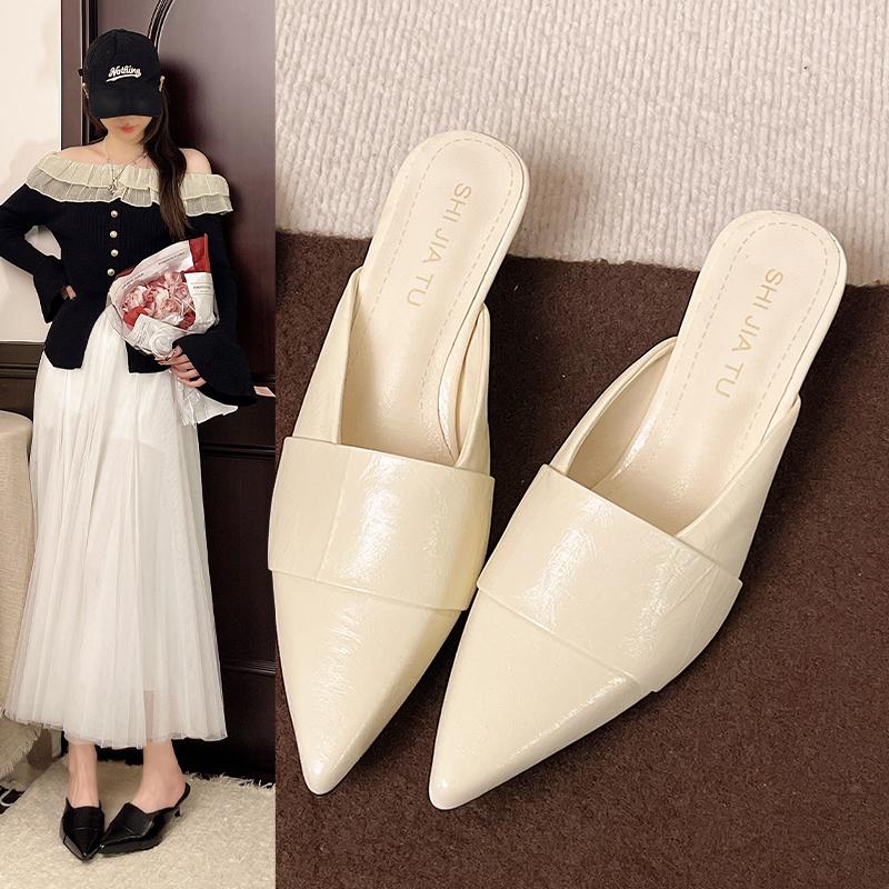 New Stiletto Pointed Toe Fashion Outside Wear Sandals and Slippers Versatile Comfortable Slip with Skirt Baotou Half Slippers