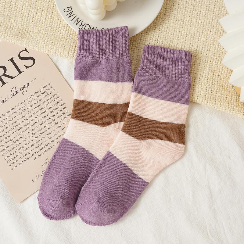 Women's Autumn and Winter Thickened Socks Warmth Purple Heart-shaped Breathable Floor Socks