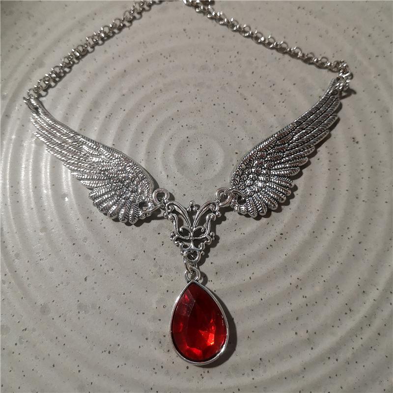 Gothic Sliver Color Angel Wings Red Water Drop Pendant Choker Necklace For Women Hallowmas Party Personality Punk Jewelry Sories