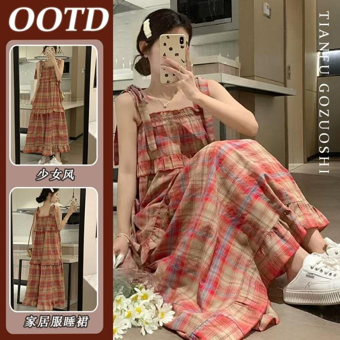 

Summer new skirt high sense a word French retro plaid suspender dress women s dress long dress nightdress M