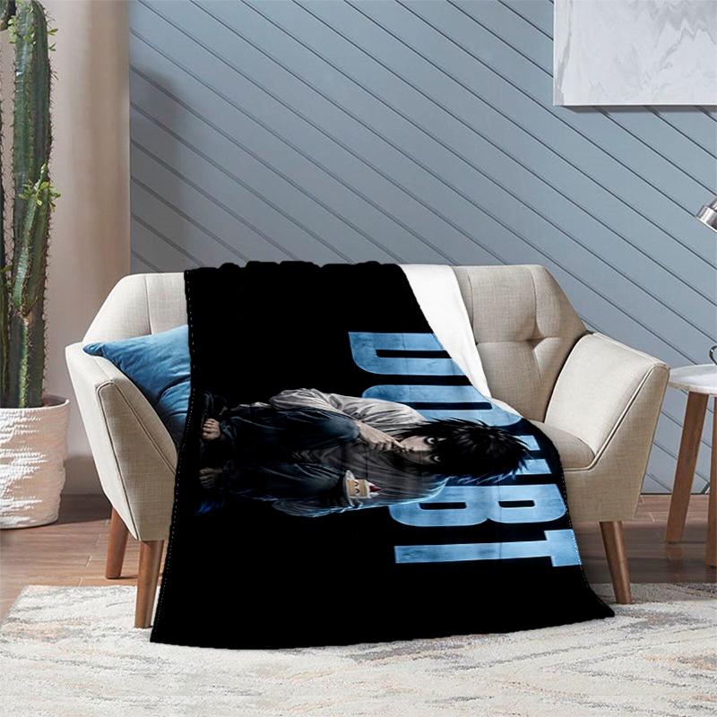 Ryuk Tree Full Moon Blanket Camping Trip Sofa Blanket Air Conditioning Blanket Nap Blanket Sheet
