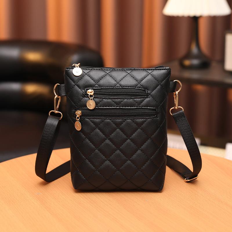 Simple diamond square bag autumn and winter new fashion women's messenger mobile phone change bag bucket bag women