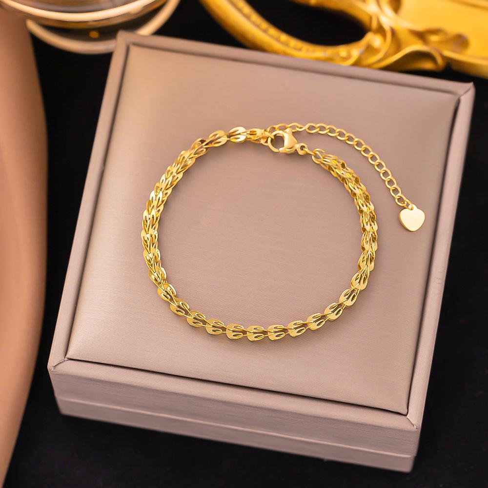 18K Gold Plated 316L Fashionable Titanium Steel Bracelets Waterproof Heart Roman Numerals Queen's Chain Link Bangles