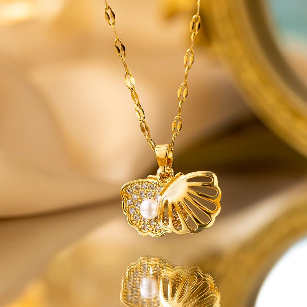 Elegant Luxury Full Zircon Copper Micro Inlaid Necklace Women Simple Exquisite Collarbone Chain Necklace