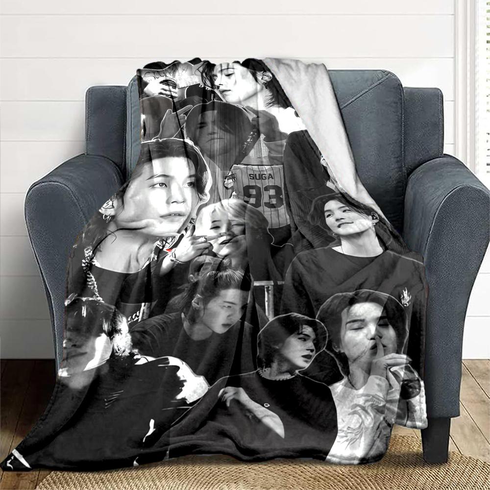 1Pc Urban Street Style Collage Blanket Soft And Comfortable Casual Warm Camping Travel Christmas Halloween Xmas Gift M92472