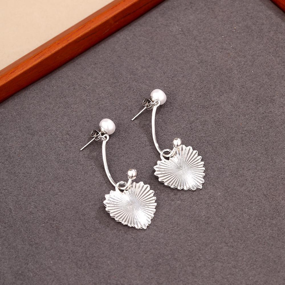 Silver Needle Summer French Retro Pearl Heart-Shaped Two-Way Earrings