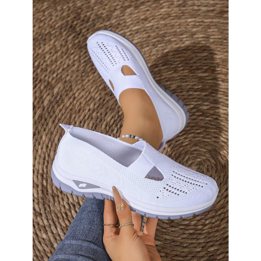 Modische und bequeme lässige Einzelschuhe in Übergröße mit atmungsaktiven, fly-gewebten Mesh-Schuhen mit Aushöhlungen, Ein-Fuß-Schuhe