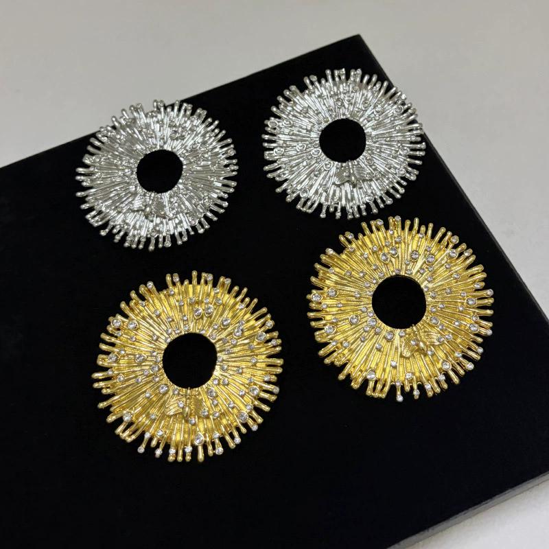 Retro Exaggerated Light Luxury Sparkling Diamond Hollowed-Out Round Earrings Fashion Elegant Earrings Women Jewelry Accessories