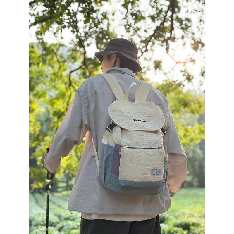 Casual and Lightweight Backpack New Large-capacity Commuter Student Schoolbag Travel Backpack