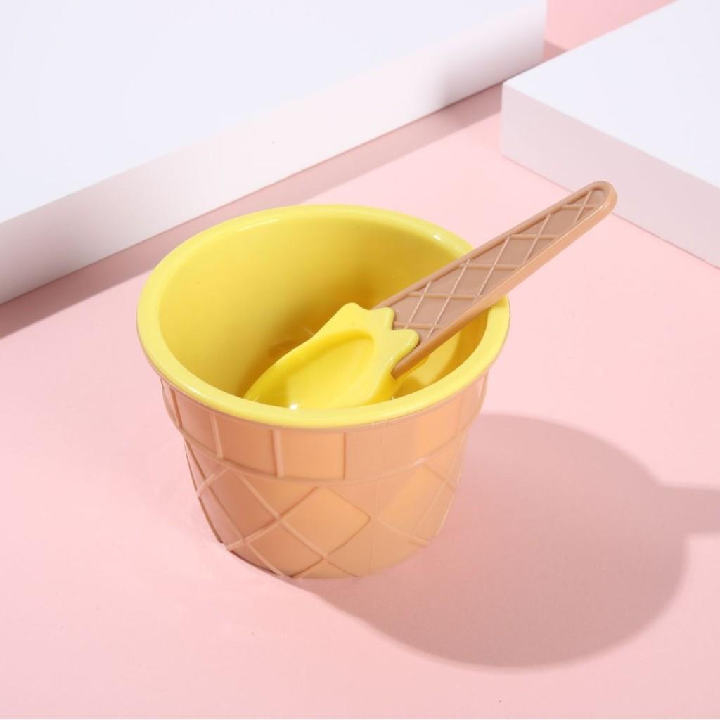 Childrens Plastic Ice Cream Bowl With Spoon For Party And Gift Use