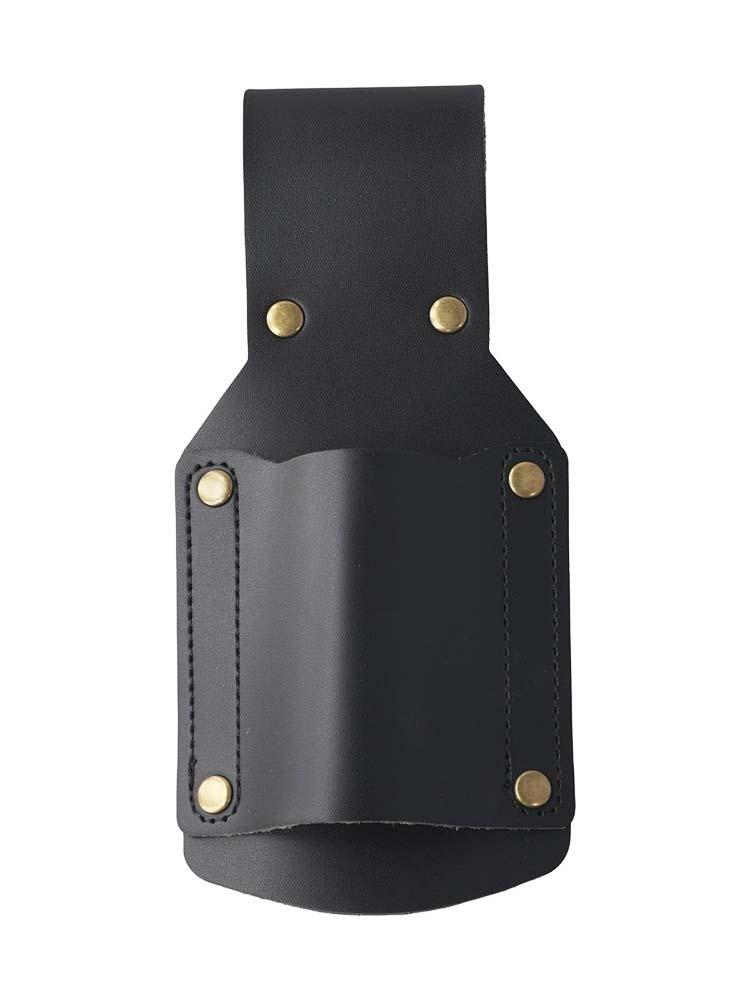 Leather Holder Designed to Keep Your Axe or Hammer Safe During Activities
