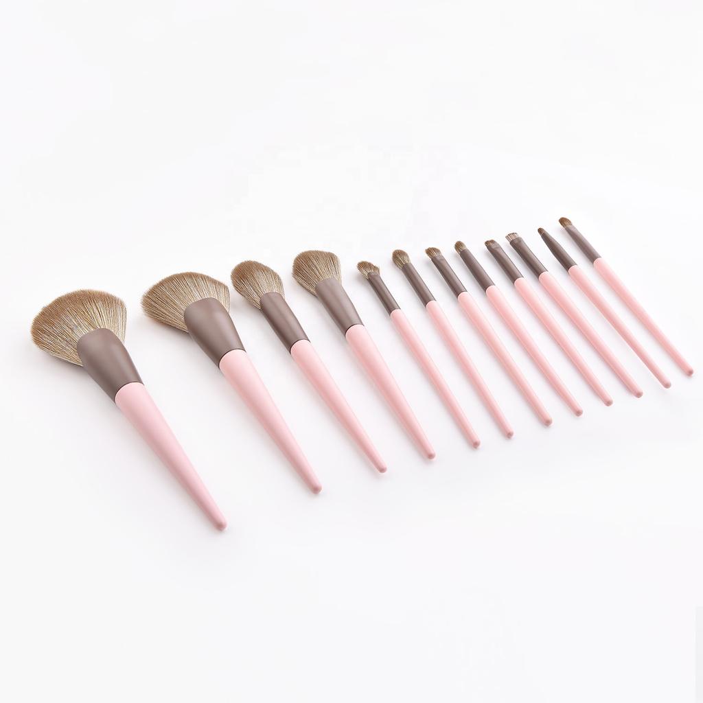 11pieces Pink Makeup Brush Set Essential Cosmetic Tools High Quality Synthetic Hair Foundation Powder Eye Cosmetic Brushes