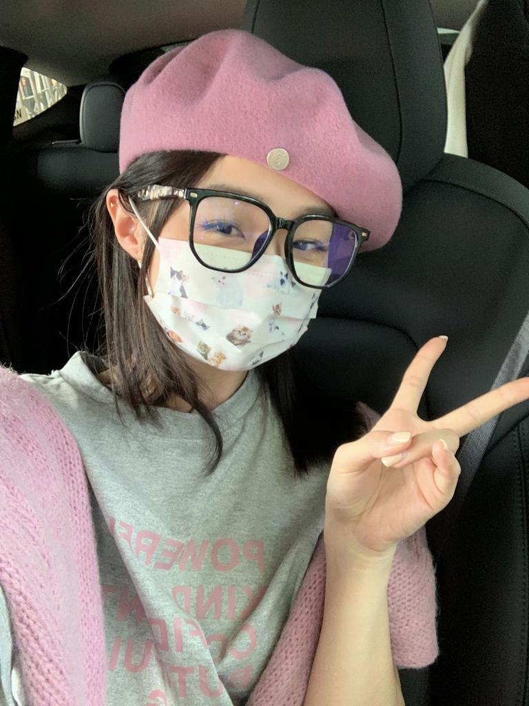Autumn And Winter Metal Standard Wool Beret Female Korean Version Literary And Retro Painter Hat Showing Face Small Cloud Hat