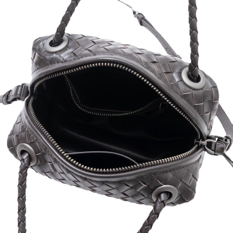 Trendy Women's Bag Versatile Woven Top Layer Sheepskin Hand-woven Hand-carried Cross-body Pillow Wrap Sheepskin Weaving