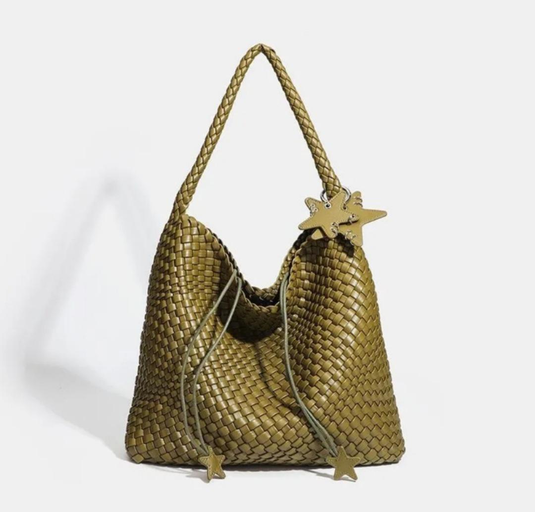 Retro Guns, The Same Hand-Woven Bag