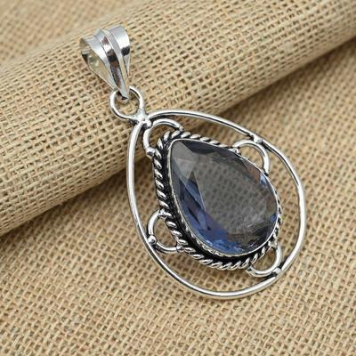 Solidní 925 Sterling Silver šperky Tanzanite Gemstone ručně vyráběný designový přívěsek