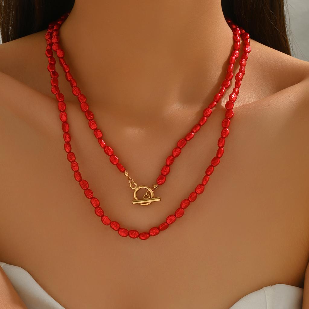 Bohemian jewelry, niche woven rice bead design OT necklace versatile multi-layer collarbone chain