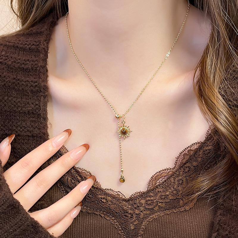 Sunflower Tiger Eye Stone Pendant Necklace - Stylish Snap-fastening Pullable Adjustable Sweater Chain