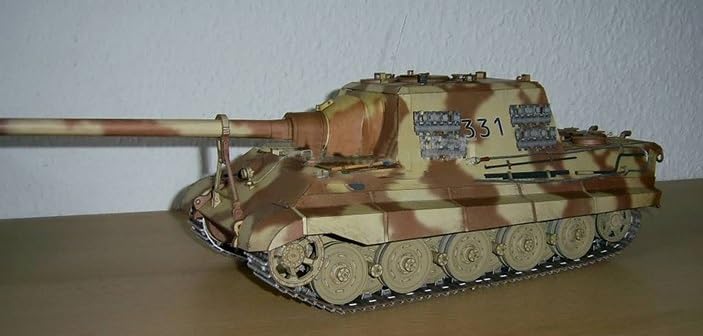 Modèle d'assemblage 3D en papier artisanal, armes militaires mondiales à l'échelle 1/25 (Jagdtiger)