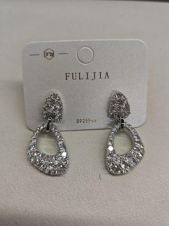 

Необычные серьги-пусеты zir*****val, преувеличенные серьги с легким роскошным темпераментом, модные простые универсальные серьги