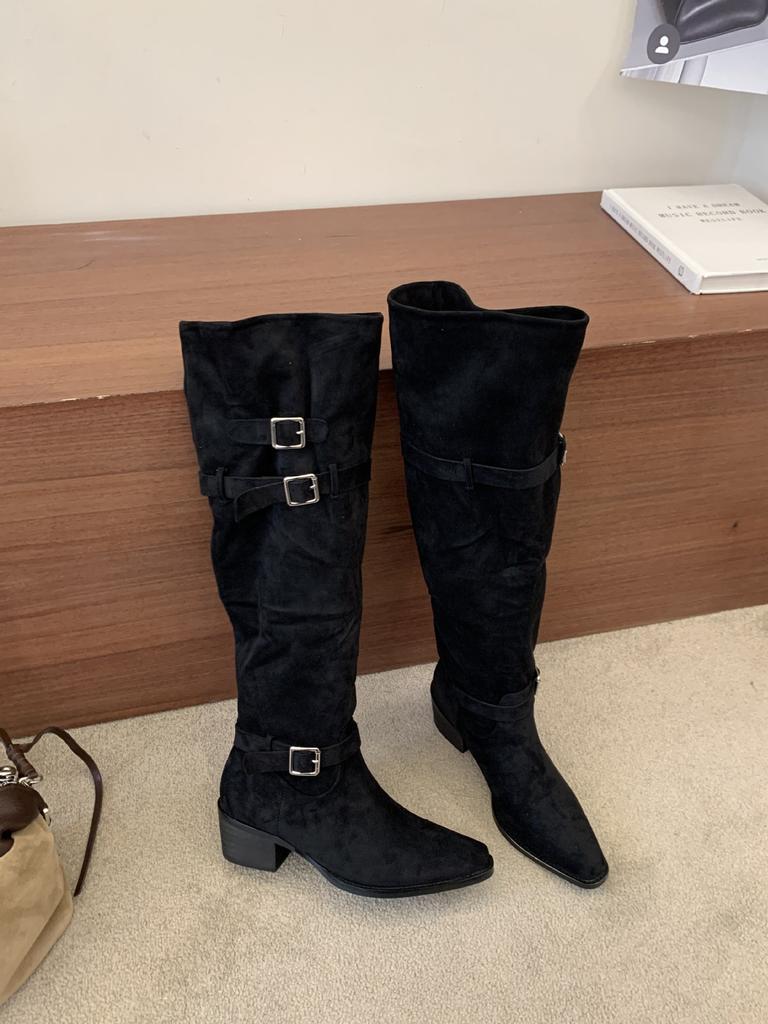 New Winter Suede Heightening Boots Small Women's Khaki Boots Vintage Pile Boots Pointed Boots