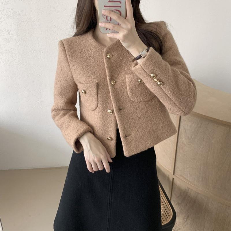 

Куртки на пуговицах для женщин, осенняя новая модная винтажная куртка с длинными рукавами и круглым вырезом, шикарные однотонные повседневные пальто с карманами One size розовый