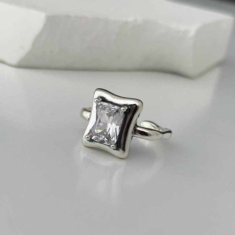 Elegant 925 Sterling Silver Diamond Open Ring - Niche Design, Luxury Cold Style, High-End Fashion Trend.