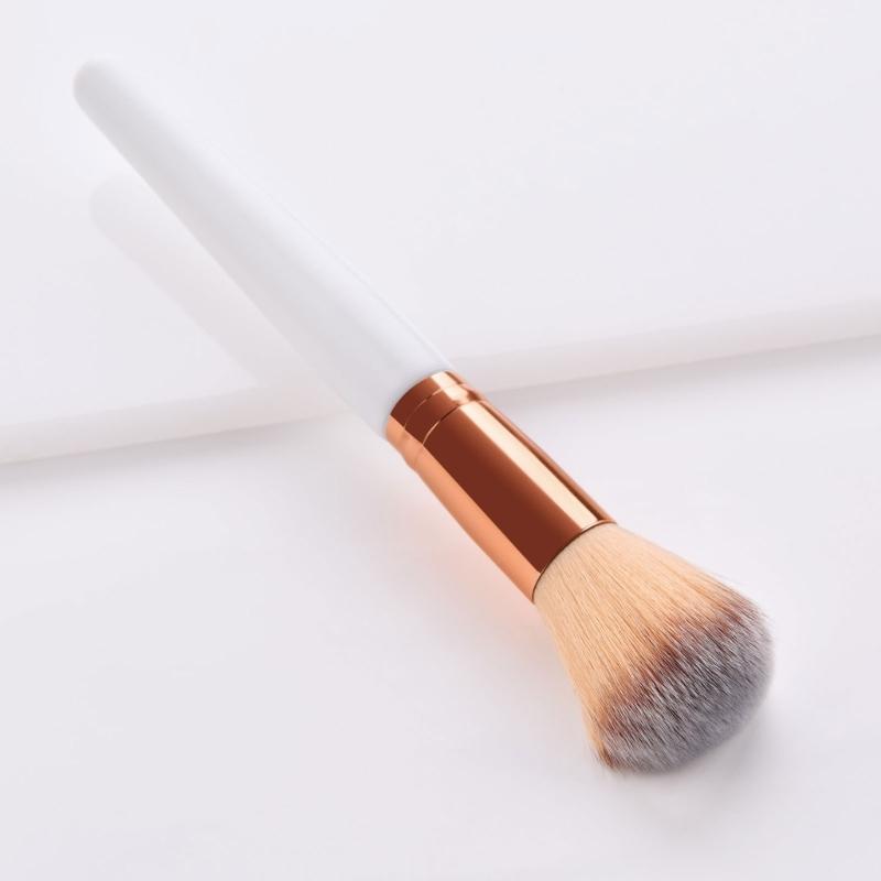 Elegant Fan Cosmetic Brush For Detailed Makeup Application Everyday Makeup Essential Full Coverage Concealer Brush