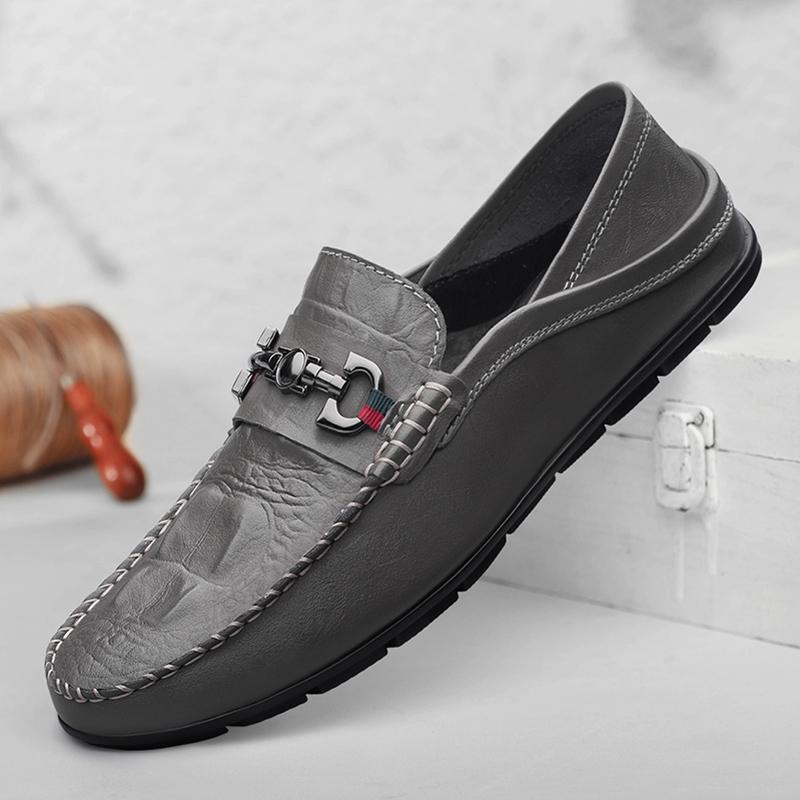 Fashion High Quality Men's Loafer Slip-on Business Wedding Footwear High Quality Man Breathable Drive Flat Genuine Leather Casual Shoes