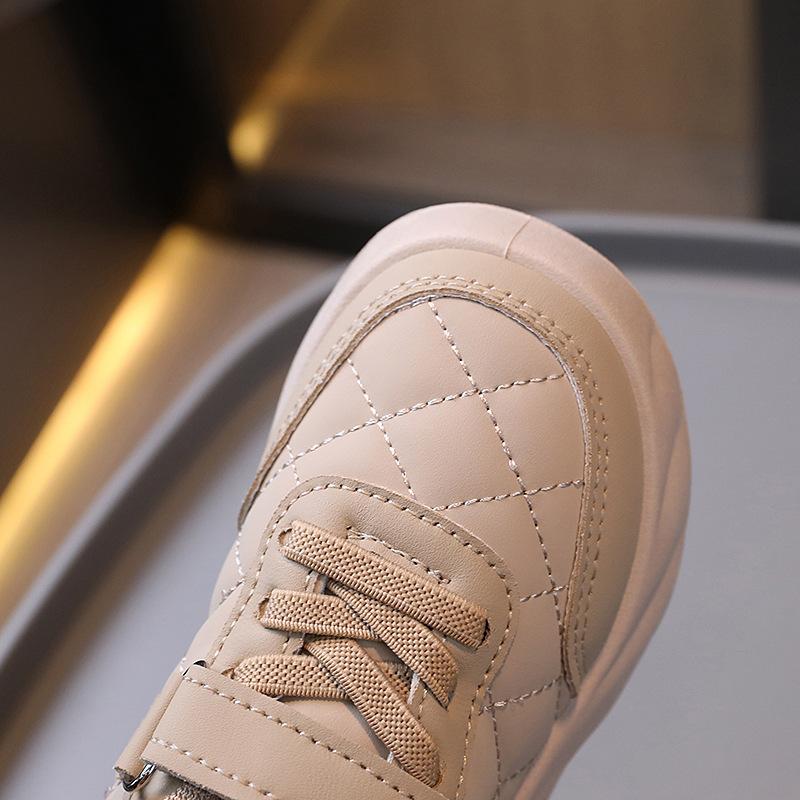 Spring and Autumn Fashion Boys and Girls Solid Soft Sole College Style Casual Comfortable Sneakers