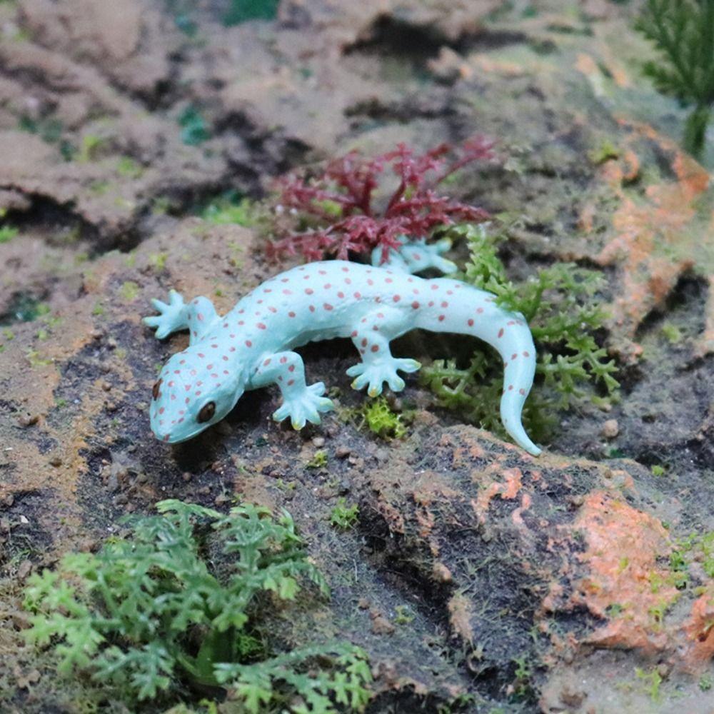 Animal Figurines Figure Animal Toys Gecko Prank Props Gecko Figurine Toy  Children Gift
